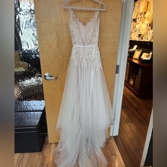 BHLDN Willowby Waters Reagan Lace and Tulle Wedding Gown - Blush - Picture 3 of 14